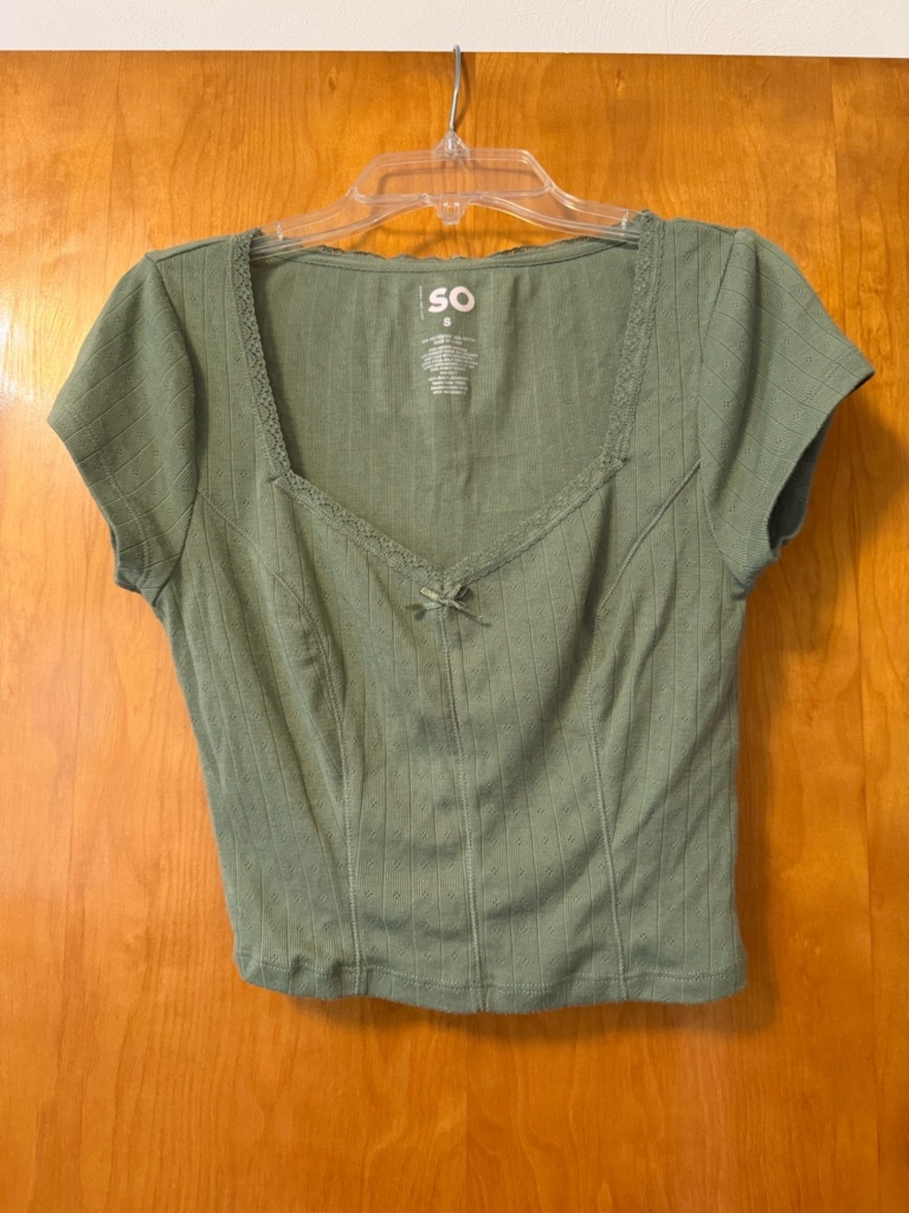 SO Olive Green Short Sleeve Scoop Neck Crop Top Size S